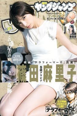 女友含住肉棒吸舔